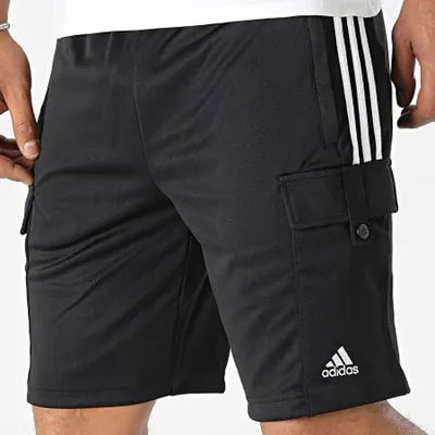 Produktbild von Adidas Cargo Tiro Joggingshort Herren - Schwarz / Weiß