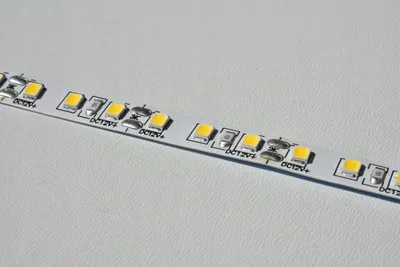 Produktbild von LDN LED-Streifen 2835 Warmweiß 120 LED/m - 1m