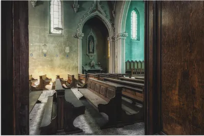Produktbild von ARTland Wandbild Alu für Innen & Outdoor Lost Place - Kirche - verlassene Orte Größe: 90x60 cm