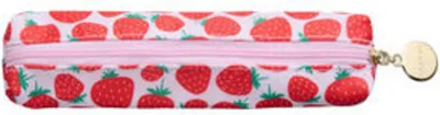 Produktbild von Stiftemäppchen Erdbeeren aus recyceltem PET mit goldenem Reißverschlussanhänger, 4,5x4 cm