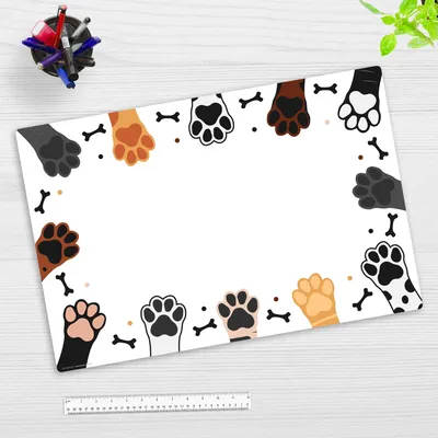 Produktbild von Schreibtischunterlage für Kinder und Erwachsene – „Süsse Hundepfoten “ – 60 x 40 cm – aus Premium Vinyl –  Germany