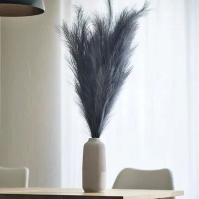 Produktbild von LAYBA Künstliches Pampasgras 3er-Set Grau 100 cm, 18 Federn, Kunstpflanze Ziergras für Bodenvase, Boho Deko, Wohnzimmer und Event