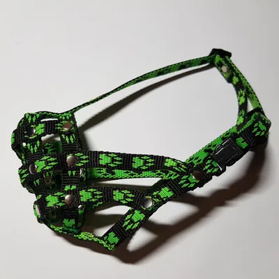 Image de Muselière en nylon Palkar pour chiens taille 1 18 cm x 4 cm noir-vert