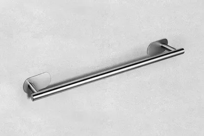 Immagine prodotto di Portasciugamani autoadesivo in acciaio inossidabile spazzolato Unyqoos®, dimensioni 605 x 67 x 45 mm, montaggio a parete senza fori, include cuscinetti adesivi di ricambio