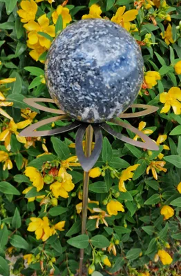 Produktbild von Blütenzauber Paris Rosenkugel 10 cm Edelstahl anthrazit Gartenstecker Deko mit Stab 80 cm