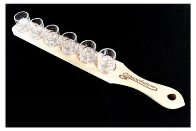 Produktbild von Schnapslatte aus Holz mit 6 Schnapsgläsern und Gravur