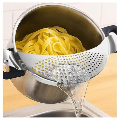Produktbild von Famanu Sieb halbrunde Form für Kochtöpfe, ideal zum Abgießen von Flüssigkeiten, für Töpfe bis 24 cm