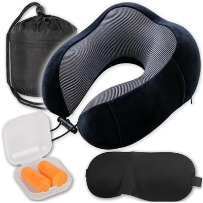 Produktbild von KRUMAD Nackenkissen Reise, Nackenhörnchen Flugzeug, Reisekissen für Flugzeug, Schaumstoff, Polyester, 3-er Set Nackenkissen, Augenmaske und Ohrstöpsel