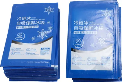 Immagine prodotto di 100 impacchi refrigeranti da 250 ml, riutilizzabili e versatili, ideali per borse termiche e pronto soccorso – fino a 9 ore di efficacia refrigerante, attivazione semplice