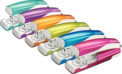 Obrázek produktu pro Leitz NeXXt WOW, 30 listy, Černá, Bílá, 26/6, Kov, Plast, 80 g/m², 4 cm
