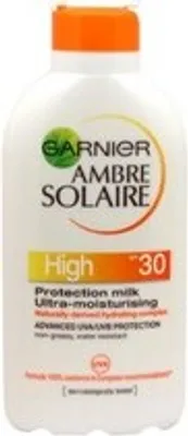 Produktbild von Garnier Ambre Solaire Hydrating Protection Lotion SPF30 with Shea Butter 200ml