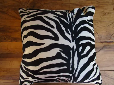 Image de Omgoods - Housse de coussin en velours avec motif zèbre, 50x50 cm