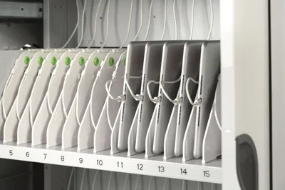 Produktbild von PARAT Paraproject Trolley i32 für bis zu 32 Tablets, ohne Kabel