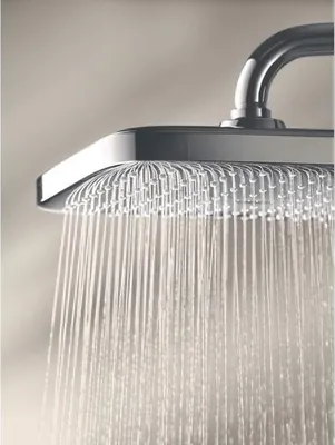 Immagine prodotto di Soffione doccia, GROHE Vitalio Comfort 250 Cube, 250 mm x 250 mm, forma squadrata, trattamento anticalcare, limitatore di portata: 9,5 l/min