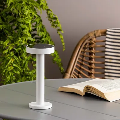 Produktbild von Tragbare Außenlampe, weiß, IP54, 10,5 Std. Akkulaufzeit, 9 cm Breite, 20 cm Höhe