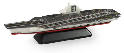 Productafbeelding van Vliegtuigmoedermodel in de schaal 1:64, 12,5 cm, gemonteerd op een stevige basis