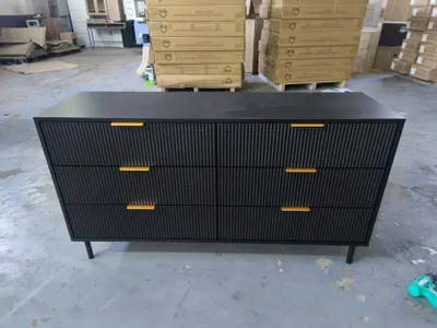 Imagen del producto de Cómoda con cajones, mueble auxiliar, versátil, espaciosa, de color , fabricada con tablero de MDF/aglomerado de alta calidad