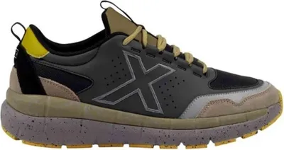 Image de Munich Sneakers 4175026 in  color size 39