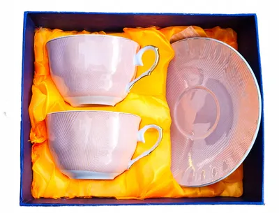 Produktbild von 2er-Set Tassen aus feinem rosa Porzellan, 250 ml, für Kaffee – Geschenk für eine Frau