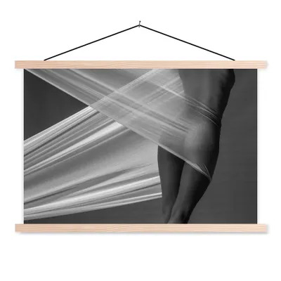 Produktbild von MuchoWow® Textilposter Frau - Ballett - Tanz - Körper 60x40 cm mit holzfarbenen Rahmen - Bilder