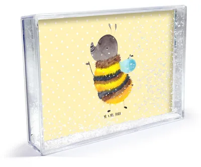 Produktbild von Mr. & Mrs. Panda Bilderrahmen Hummel flauschig - Gelb Pastell - Geschenk, Bilderhalter, Natur, Fotorahmen, Blume, dekoartikel, 3D-Bilderrahmen, Mini-Bilderrahmen, Biene