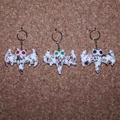 Produktbild von Tier-Anhänger mit Knopfaugen - Fledermaus 09 - Tierpüppchen
