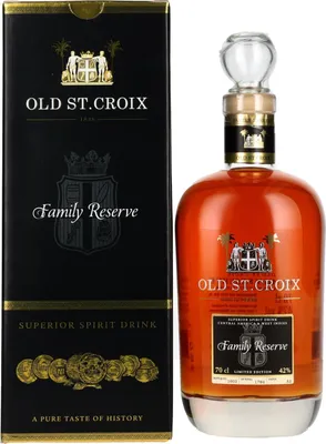 Produktbild von Old St. Croix A.H. Riise FAMILY RESERVE Superior Spirit Drink 42% Vol. 0,7l in Geschenkbox