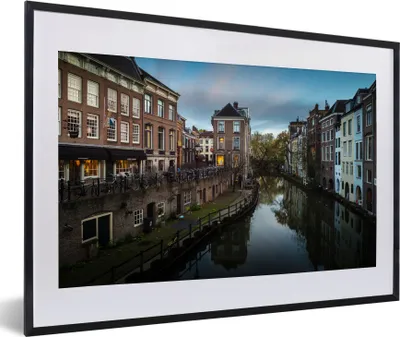Produktbild von MuchoWow® MuchoWow® Gerahmtes Poster Wolken - Wasser - Utrecht 60x40 cm - Poster mit zchwarzem Bilderrahmen - Schlafzimmer - Plakat in Rahmen - Drucken