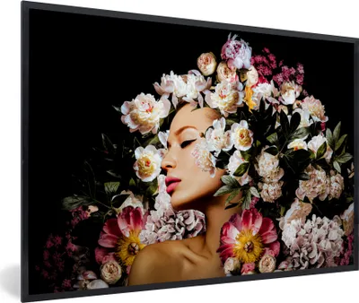 Produktbild von MuchoWow® Gerahmtes Poster Frauen - Blumen - Rosen - Porträt 90x60 cm - Poster mit Schwarzem Bilderrahmen Wandposter Rahmen Foto Bilder - Fotorahmen - Foto-Plakat
