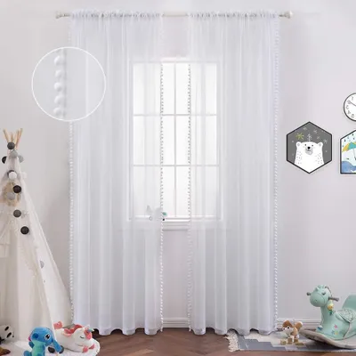 Productafbeelding van Pluche Bal Decoratie - Gordijnen - Kinderkamer Aankleden - Semi-transparant - 2 Stuks 140x215cm - Wit