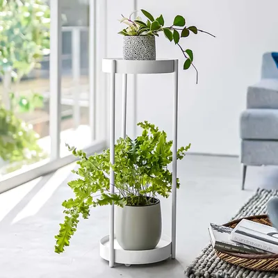 Image de Yamazaki Tower Support pour plantes Table d'appoint en métal blanc