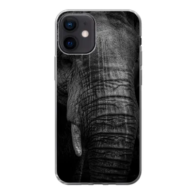 Produktbild von MuchoWow® Handyhülle Schutzhülle Hülle für iPhone 12 Elefant auf schwarzem Hintergrund in schwarz und weiß Silikon Softcase Handy Hülle - Schutzhülle