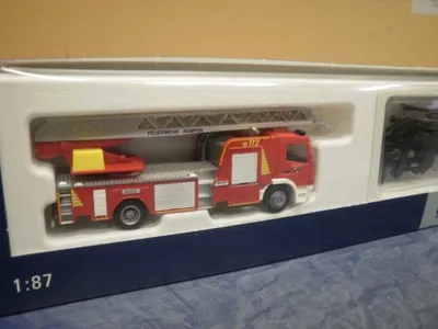 Produktbild von Rietze MB Atego DLK 32 Feuerwehr Kempen 71609