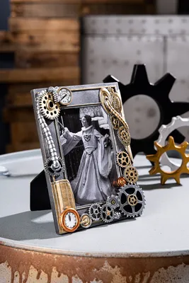 Obrázok produktu pre Casablanca fotorámik, obdĺžnikový, "Steampunk", motív ozubeného kolesa, syntetická živica, strieborná farba, , d. 2,5 cm, š. 15,5 cm, v. 20 cm 37475