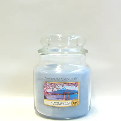 Produktbild von Yankee Candle - Majestic Mount Fuji Candle Scented candle 411.0g