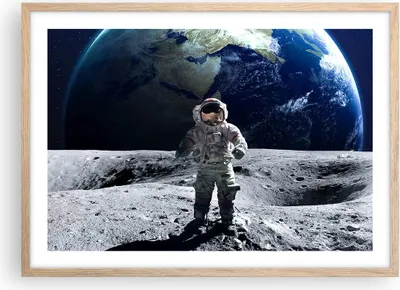 Produktbild von Gerahmtes Poster - Rahmen in heller Eiche - Astronaut Mond Erde Raum - 70x50 cm - Wand Bild - Wanddeko - Wandbilder - Wandposter - Bilderrahmen - Bilder - Kunstdruck - Wandbild - P2NAA70x50-2864