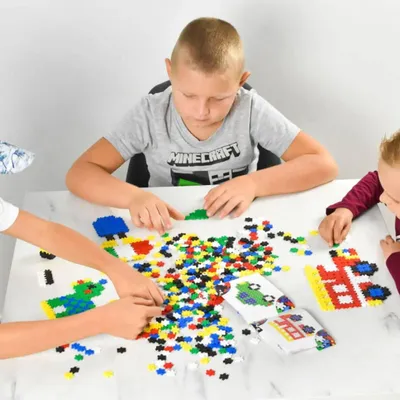 Produktbild von Meli Minis Travel Box – 1100-teiliges Konstruktionsset für Kinder ab 4 Jahren