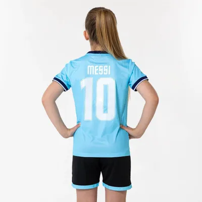Immagine prodotto di Messi Argentina Kit Casa Bambini - Completo Calcio con Maglia e Pantaloncini - Merchandising Ufficiale AFA Fan - Taglie da 116 a 164