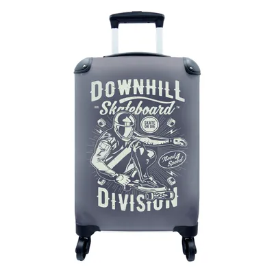 Produktbild von MuchoWow® Koffer Handgepäck Trolley Rollkoffer Kleine Reisekoffer mit 4 Rollen - Skateboard - Helm - Vintage - Cabin Size < 55x40x23 cm & 55x40x20 cm - Fotokoffer - Kabinenkoffer - Boardgepäck - Reise-Box - Reisekoffer - Reisegepäck - Koffer mit Bild - Trolley für Kinder