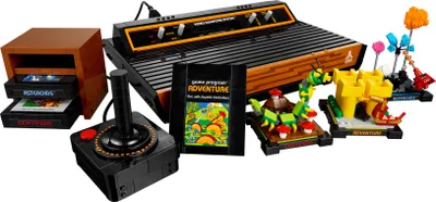 Produktbild von LEGO 10306 Icons Atari 2600 Set für Erwachsene, nostalgisches 80er-Jahre-Geschenk für Gamer mit Retro-Videospielkonsole und Replika-Steckmodule