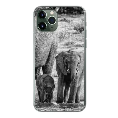 Produktbild von MuchoWow® Handyhülle Schutzhülle Hülle für iPhone 11 Pro Elefant - Wasser - Tiere - Schwarz - Weiß Silikon Softcase Handy Hülle - Handy