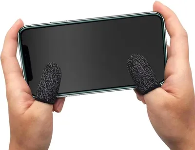 Immagine prodotto di CHPN – Guanti touchscreen per il gaming – 2 pezzi, grigi – Realizzati in fibra di carbonio – Copertura per le dita per giochi su dispositivi mobili – Ideali per il gaming – Proteggono le dita