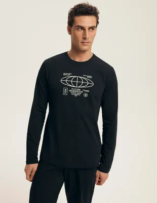 Produktbild von Henderson Herren Pyjama Set - 100% Baumwolle, Bequemes Homewear für Herbst/Winter 2025, Langarm, Schwarz, Modell 43469, Ideal für Zuhause, Weiches Material, Perfekt für Männer XXL
