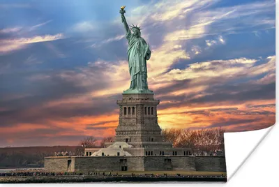 Produktbild von MuchoWow® Poster Freiheitsstatue in New York bei Sonnenuntergang 60x40 cm - Schlafzimmerdekoration