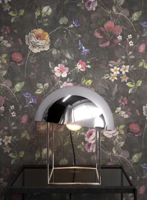 Produktbild von NEWROOM Tapete Schwarz Vliestapete Blumen - Blumentapete Floral Rosa Rot Rosen Blätter  Romantisch