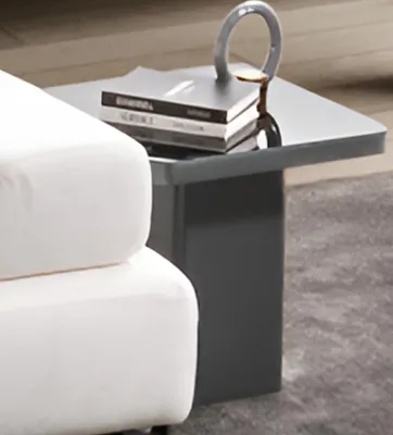 Immagine prodotto di Elegante tavolino da salotto in vetro Elegante superficie in vetro