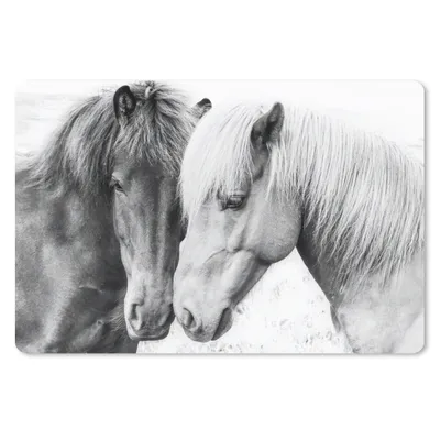 Produktbild von MuchoWow® Schreibtischunterlage Pferde - Tiere - Schwarz und weiß - Natur 60x40 cm - XXL Mauspad - Großes Mauspad