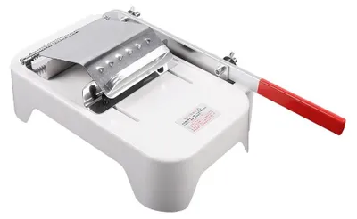 Immagine prodotto di Affettatrice per carne - Affettatrice manuale per carne congelata - Acciaio inossidabile - Lunghezza lama 20 cm - Spessore di taglio 0,25-25 mm - Dimensioni 30×17 cm - Argento