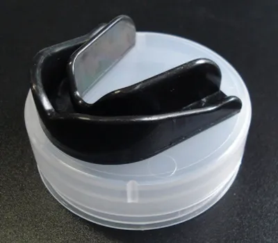 Produktbild von Orkan Zahnschutz Germany mit Hygienebox schwarz