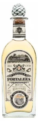 Produktbild von Tequila Fortaleza Añejo 70Cl. Tequila Mexiko Tequila 70.00 cl 40.0 %